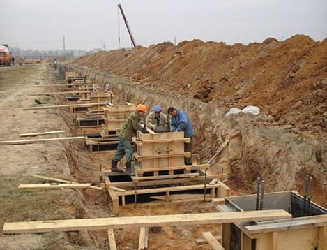 Начало строительства, 2005 год Начало строительства, 2005 год