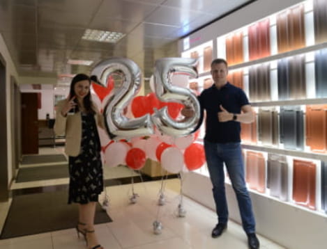 4 4